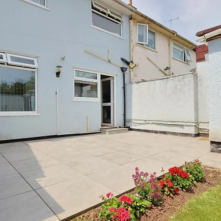 Luxury Stylish 3br House With Garden Parking Near Cribbs And M5 By Goldenhoursstay Ferienhaus Bristol